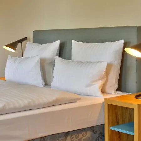 Vogelsburg Hotel Escherndorf Room photo