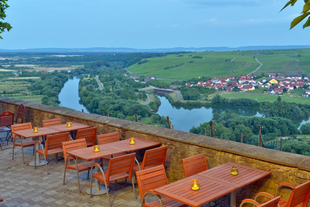 Vogelsburg Hotel 3*